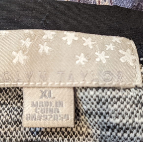 Carolyn Taylor Black/White/Gray Textured Short Sleeve Top XL - Picture 3 of 5